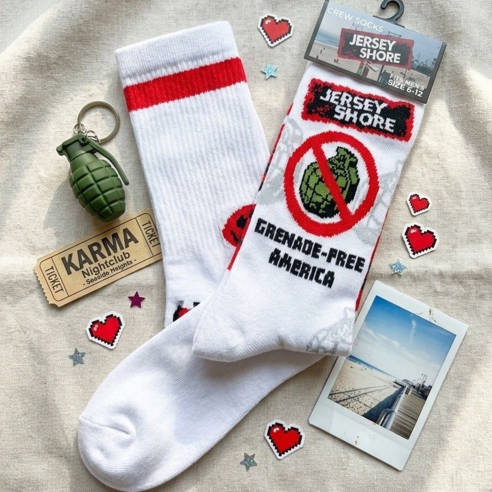 Jersey Shore MTV Grenade-Free America White Crew Socks Size 6-12‎ NWT